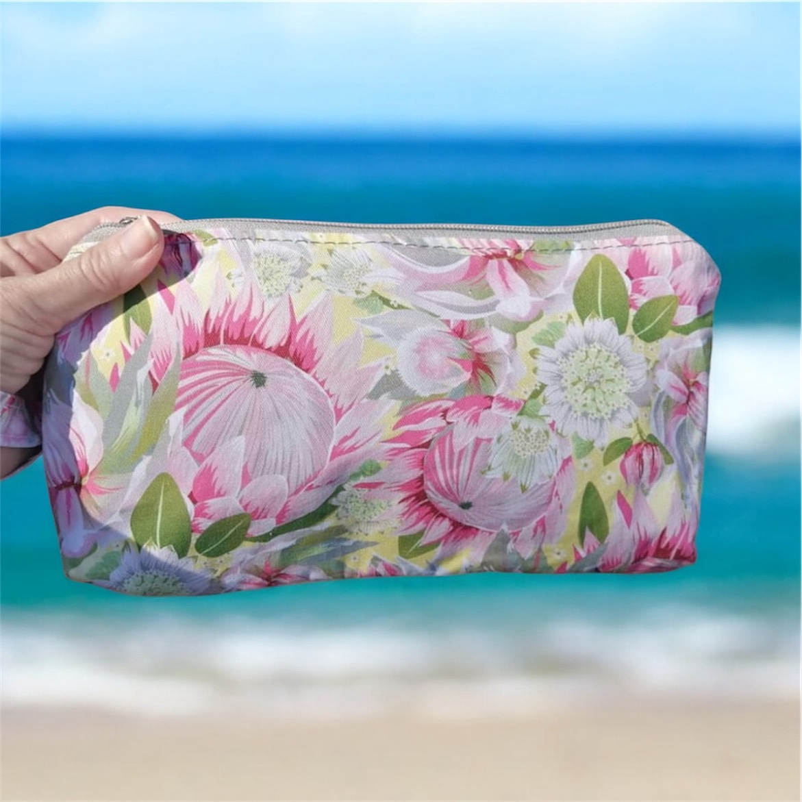 Cosmetic Clutch - Image 11