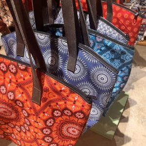 Shwe Shwe Curve Bags